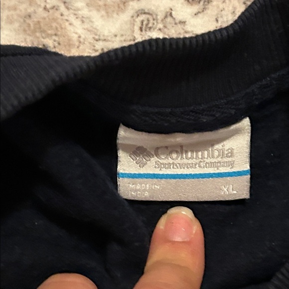 Columbia Men's Navy Crewneck Sweater - Picture 4 of 5